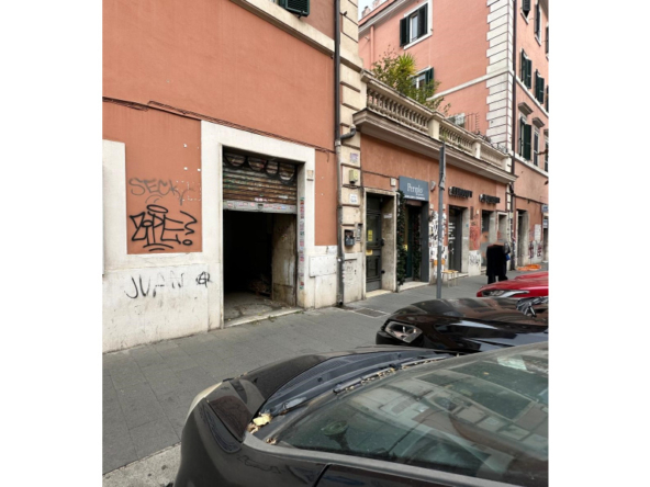 Tipologia Immobile: locale commerciale / negozio Provincia: roma Comune: roma Località: castro pretorio - termini Indirizzo: Via Tiburtina