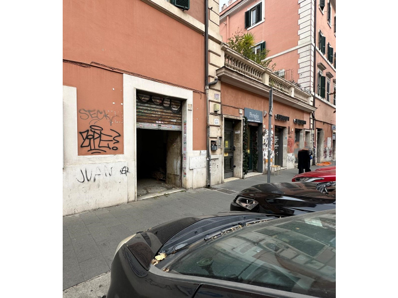 Tipologia Immobile: locale commerciale / negozio Provincia: roma Comune: roma Località: castro pretorio - termini Indirizzo: Via Tiburtina