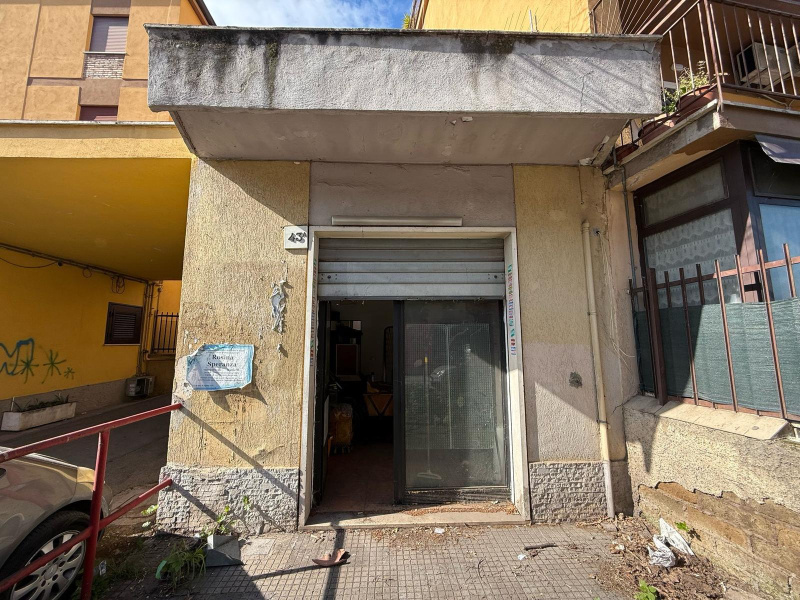 Tipologia Immobile: locale commerciale / negozio Provincia: roma Comune: roma Località: la rustica Indirizzo: Via Dameta