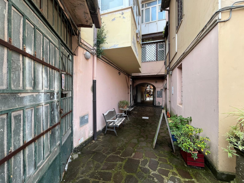 Tipologia Immobile: magazzino Provincia: roma Comune: albano laziale Località: centro urbano Indirizzo: Via Alcide De Gasperi
