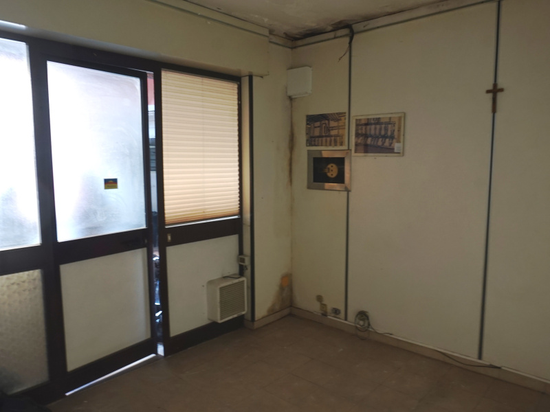 Tipologia Immobile: magazzino Provincia: roma Comune: roma Località: torre angela Indirizzo: Via dei Coribanti