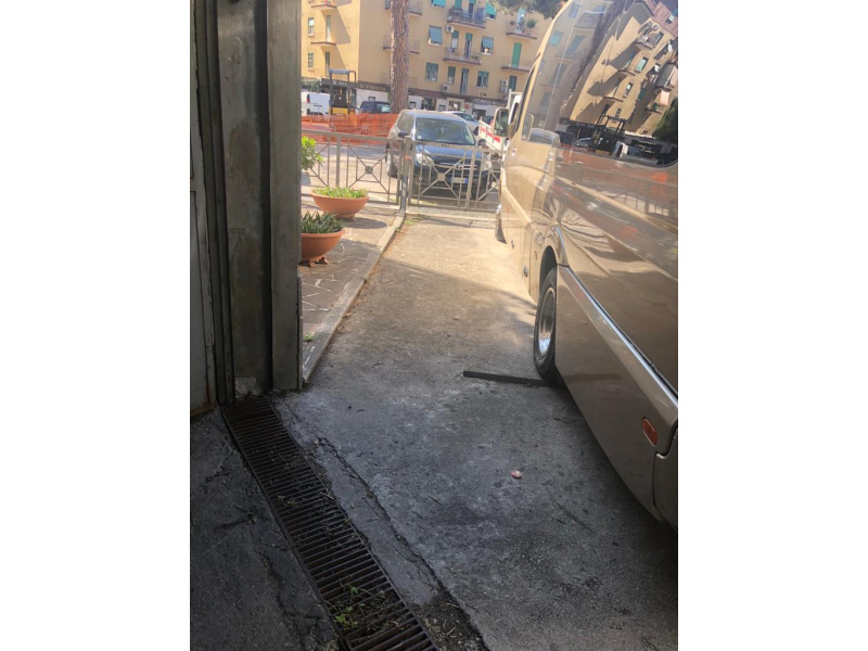 Tipologia Immobile: negozio Provincia: roma Comune: roma Località: jonio Indirizzo: Piazza Capri