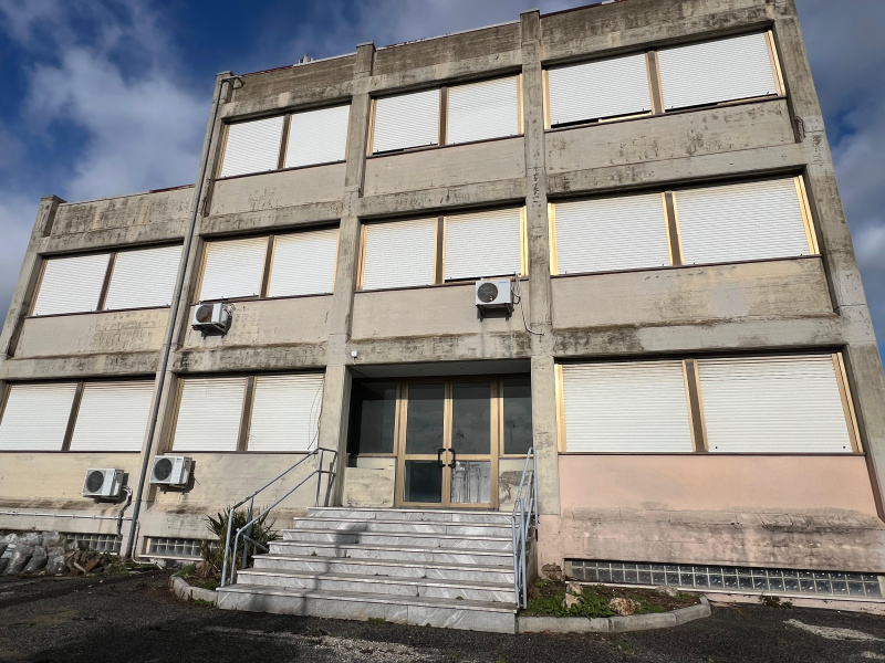 Tipologia Immobile: palazzo uso ufficio Provincia: roma Comune: albano laziale Località: pavona Indirizzo: Via dei Piani di Monte Savello