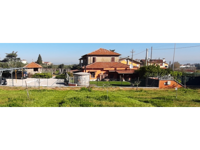 Tipologia Immobile: rustico/casale Provincia: roma Comune: frascati Località: vermicino Indirizzo: Via San Matteo