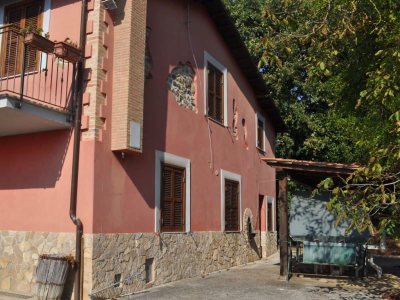Tipologia Immobile: rustico/casale Provincia: frosinone Comune: paliano Località:  Indirizzo: Contrada Verano