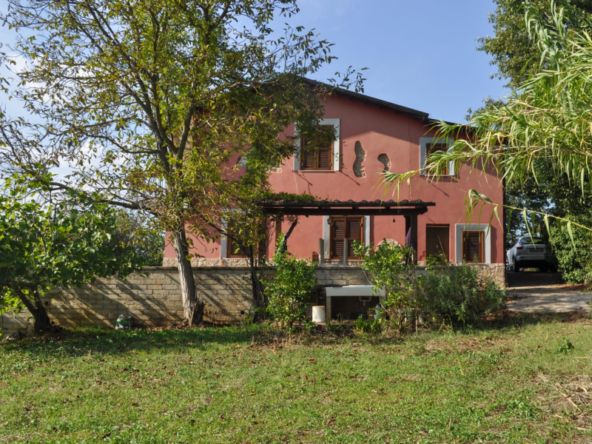 Tipologia Immobile: rustico/casale Provincia: frosinone Comune: paliano Località:  Indirizzo: Contrada Verano