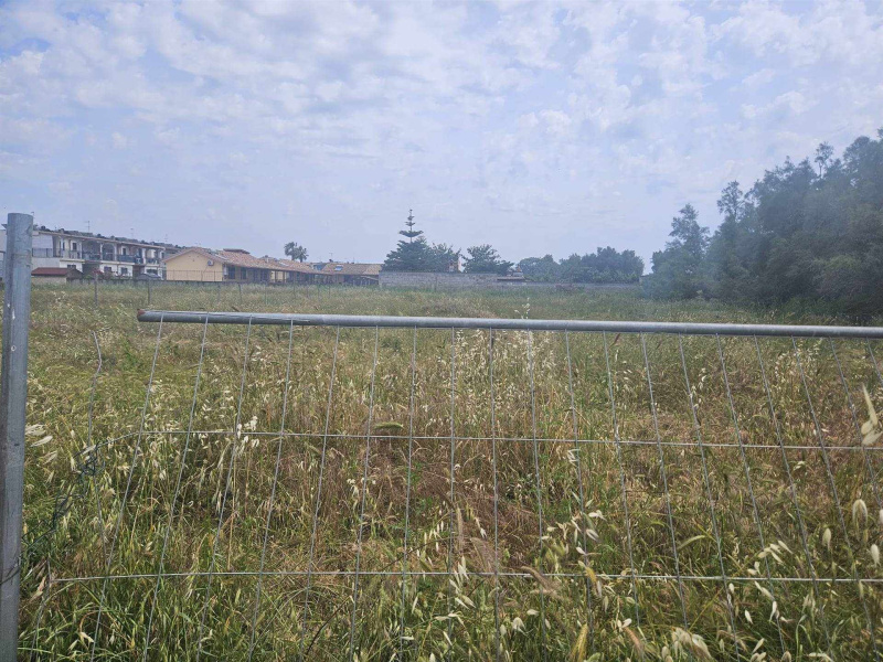 Tipologia Immobile: terreno edificabile Provincia: roma Comune: roma Località: piana del sole Indirizzo: Via Gambasca