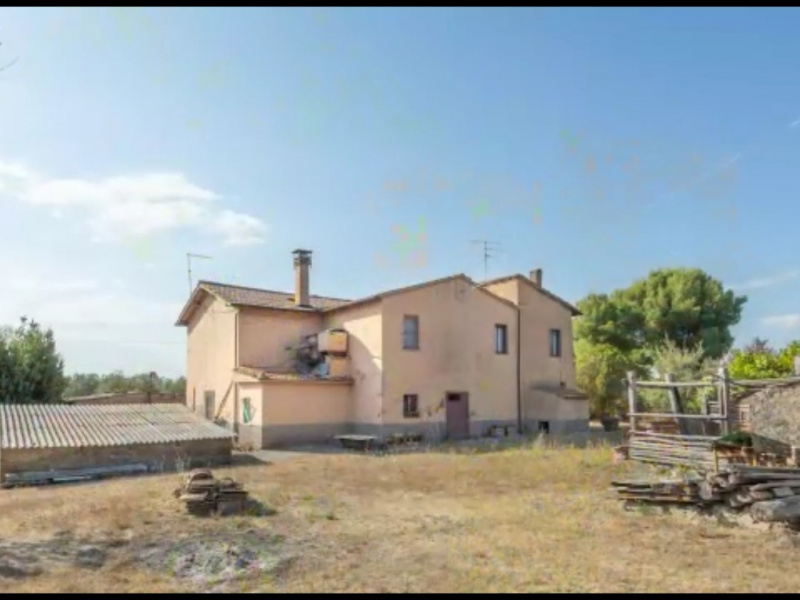 Tipologia Immobile: rustico/casale Provincia: viterbo Comune: viterbo Località: cassia sud Indirizzo: