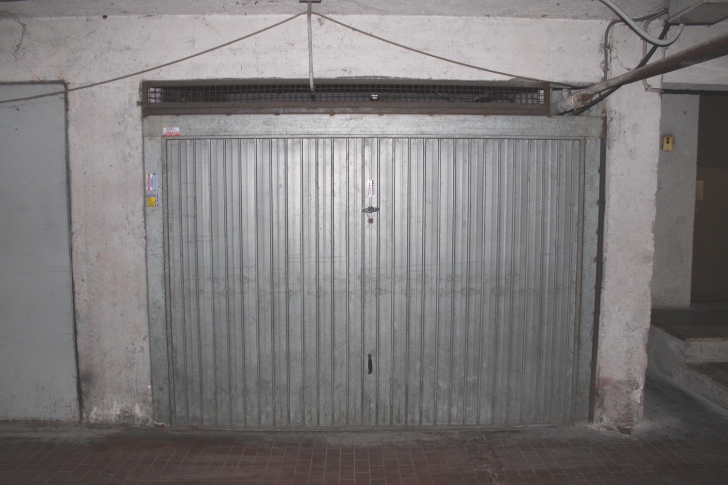 Tipologia Immobile: garage / autorimessa Provincia: roma Comune: guidonia montecelio Località: guidonia Indirizzo: Via Antonio Locatelli