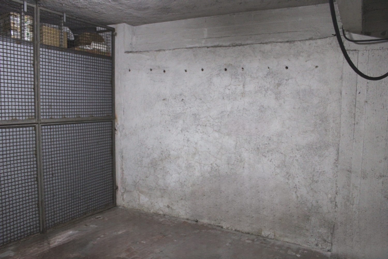 Tipologia Immobile: garage / autorimessa Provincia: roma Comune: guidonia montecelio Località: guidonia Indirizzo: Via Antonio Locatelli