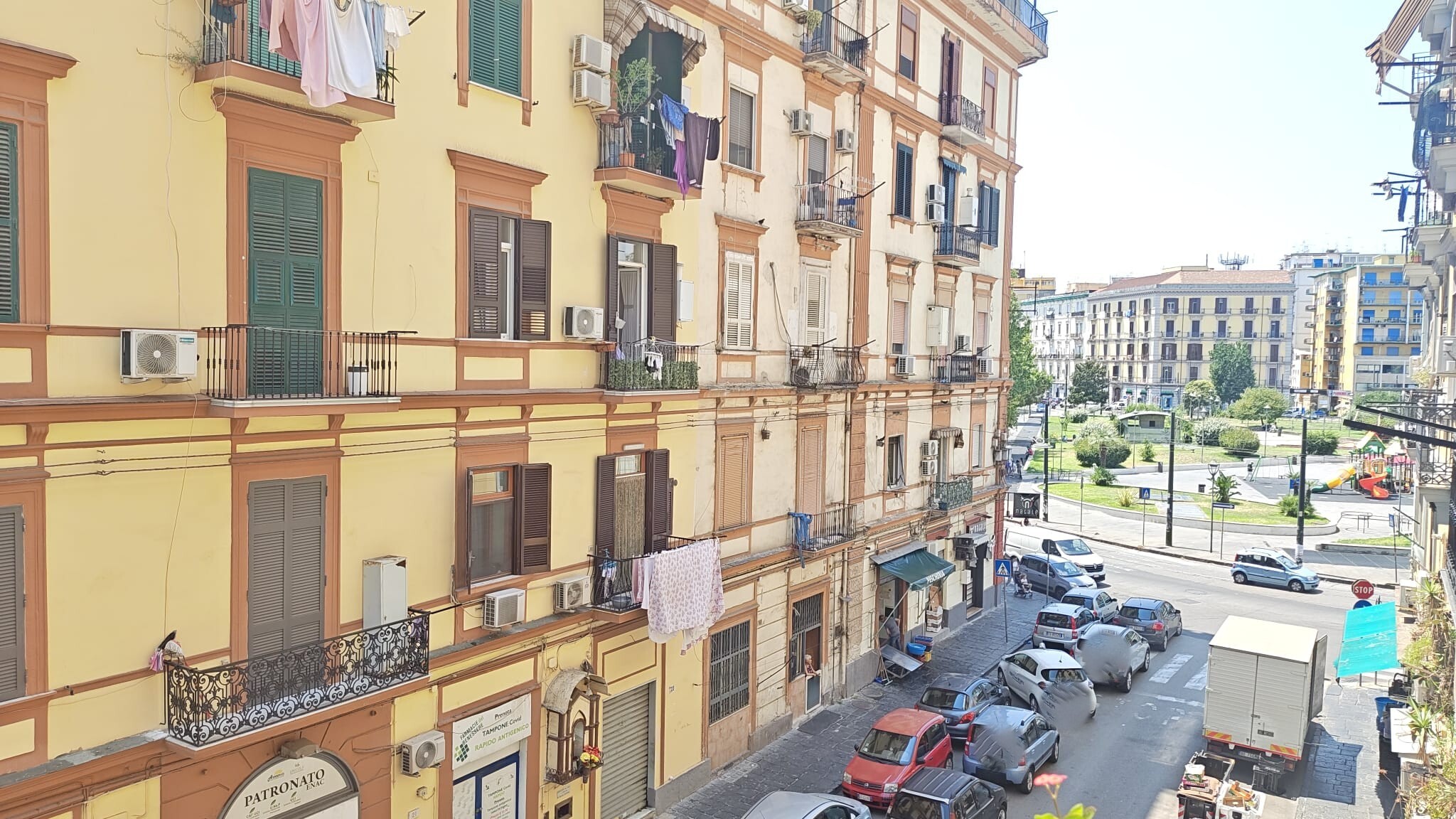 Tipologia Immobile: appartamento Provincia: napoli Comune: napoli Località: poggioreale - zona industriale Indirizzo: Via Foggia