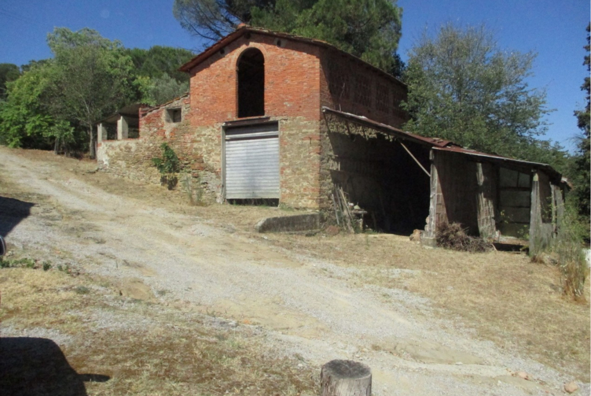 Tipologia Immobile: rustico/casale Provincia: arezzo Comune: bucine Località: centro urbano Indirizzo: Via Roma