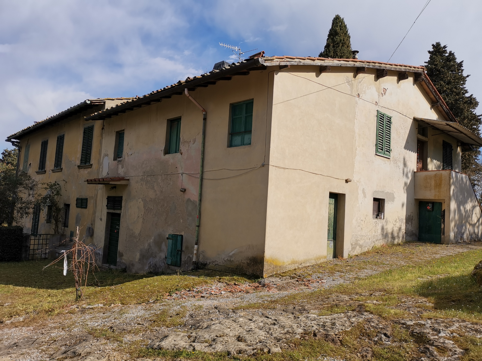 Tipologia Immobile: rustico/casale Provincia: arezzo Comune: bucine Località: centro urbano Indirizzo: Via Roma