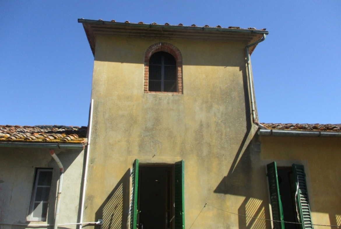 Tipologia Immobile: rustico/casale Provincia: arezzo Comune: bucine Località: centro urbano Indirizzo: Via Roma