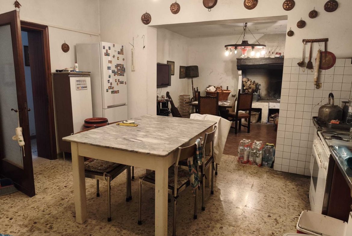 Tipologia Immobile: rustico/casale Provincia: firenze Comune: certaldo Località:  Indirizzo: Località Luia