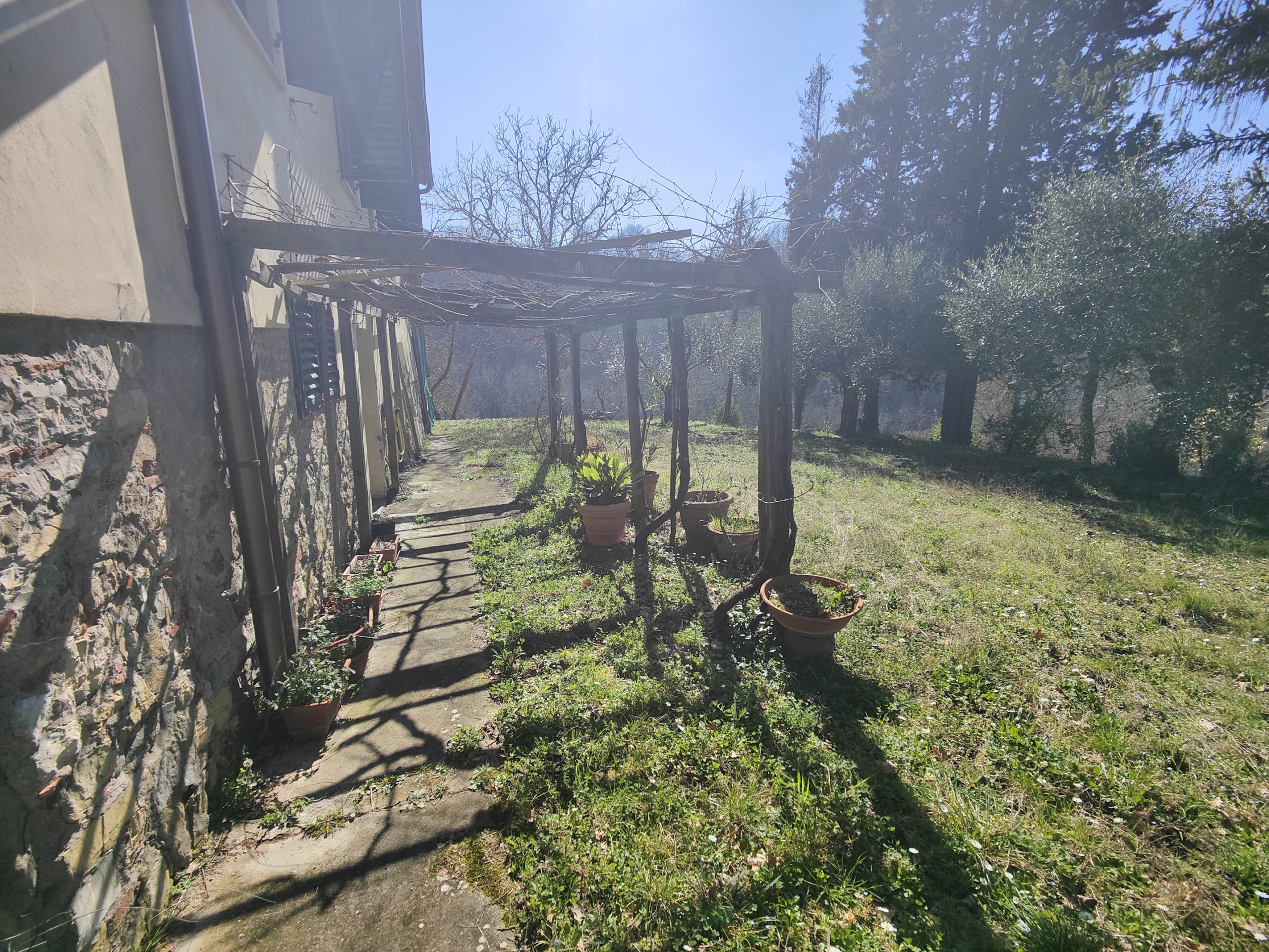Tipologia Immobile: rustico/casale Provincia: arezzo Comune: montevarchi Località: centro storico Indirizzo: Via di Scrafana