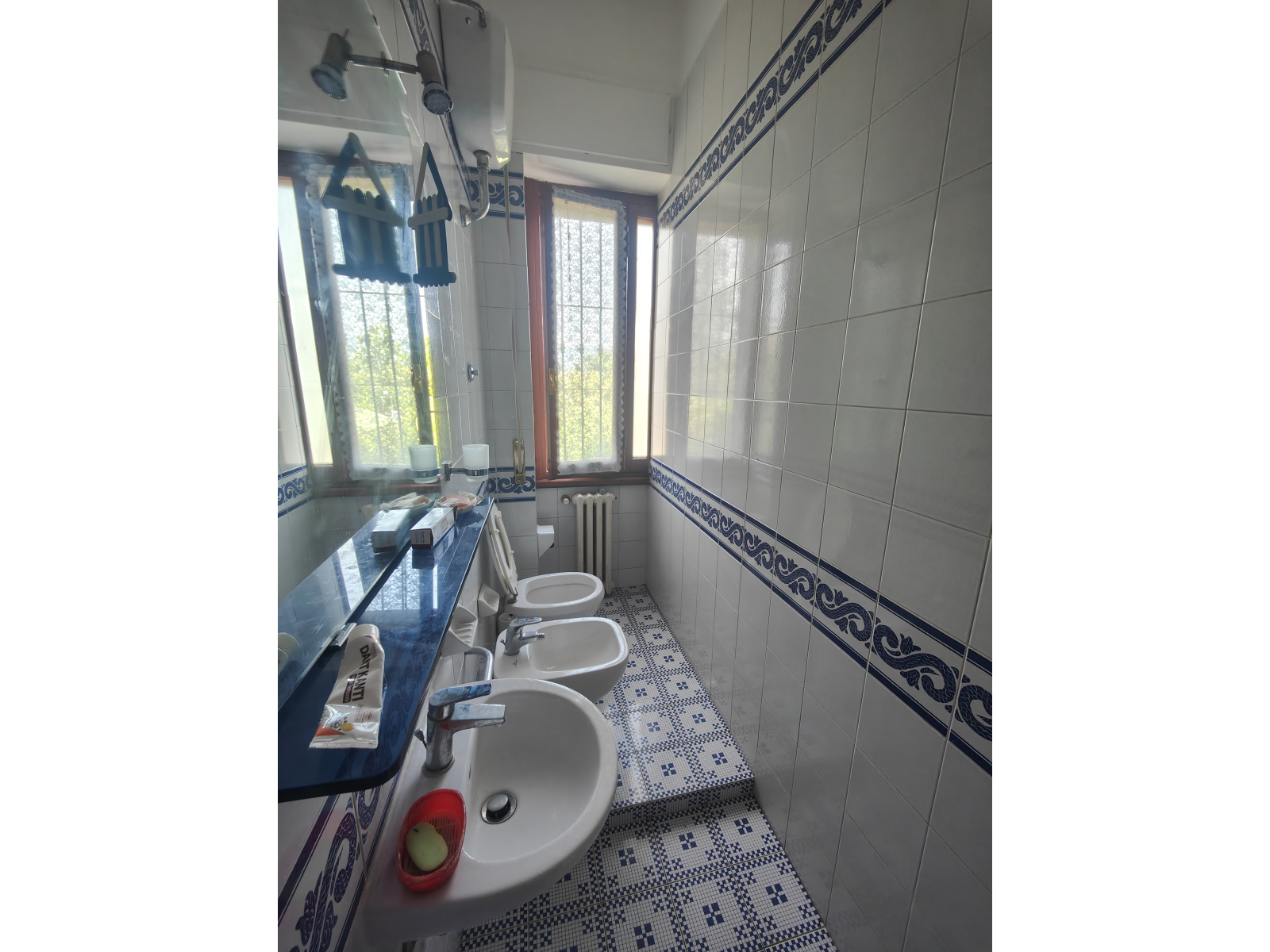 Tipologia Immobile: villa / indipendente / semi indipendente Provincia: arezzo Comune: montevarchi Località: centro urbano Indirizzo: Via Amerigo Vespucci